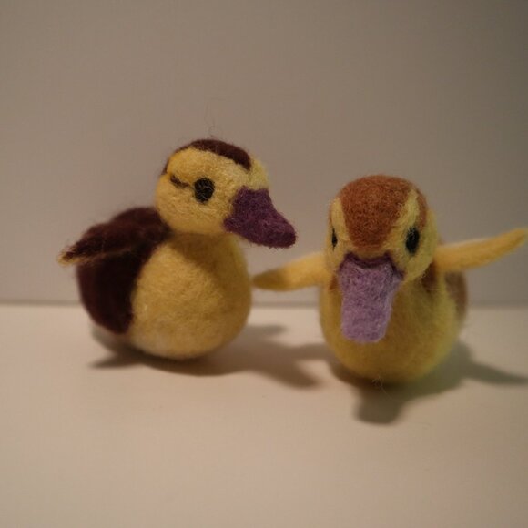 Handmade Felted duckling - Picture 3 of 3